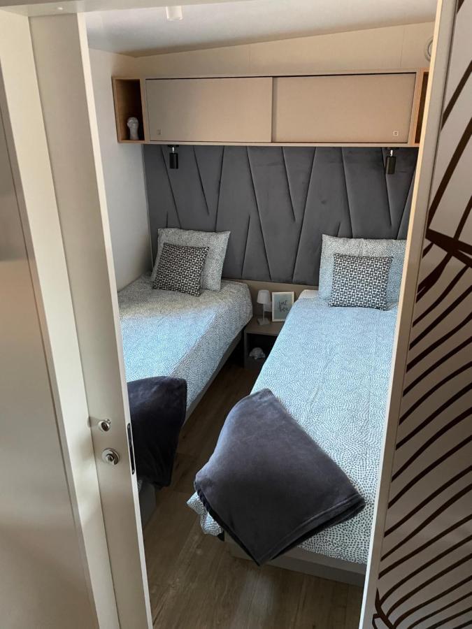 Mobile Home Peponi Del Mar, Brand New Biograd Na Moru Εξωτερικό φωτογραφία
