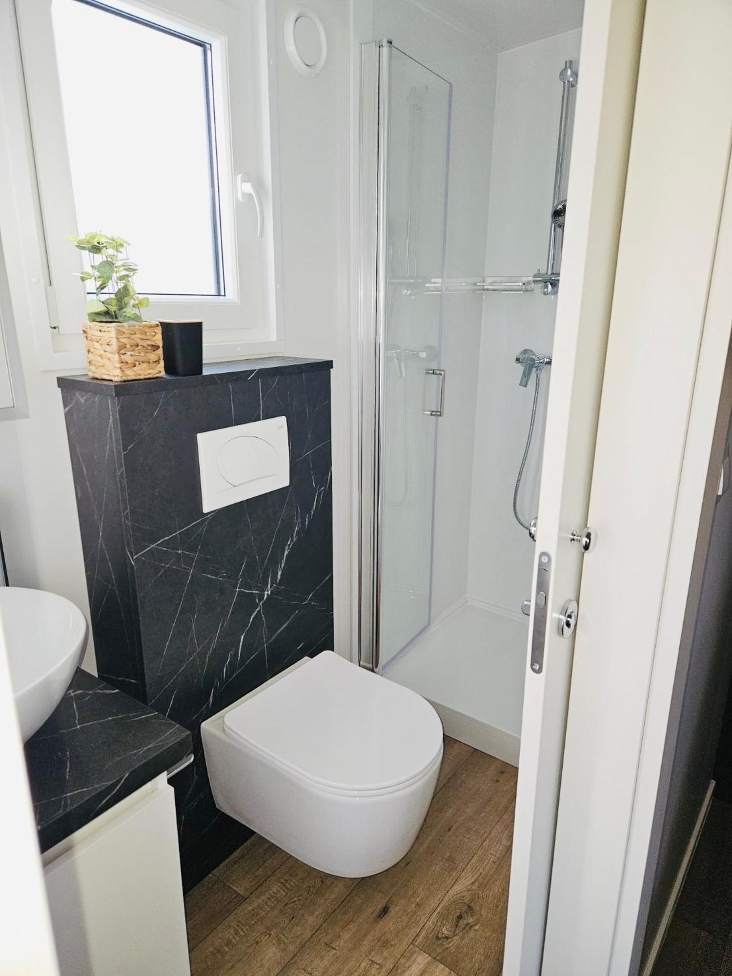 Mobile Home Peponi Del Mar, Brand New Biograd Na Moru Εξωτερικό φωτογραφία