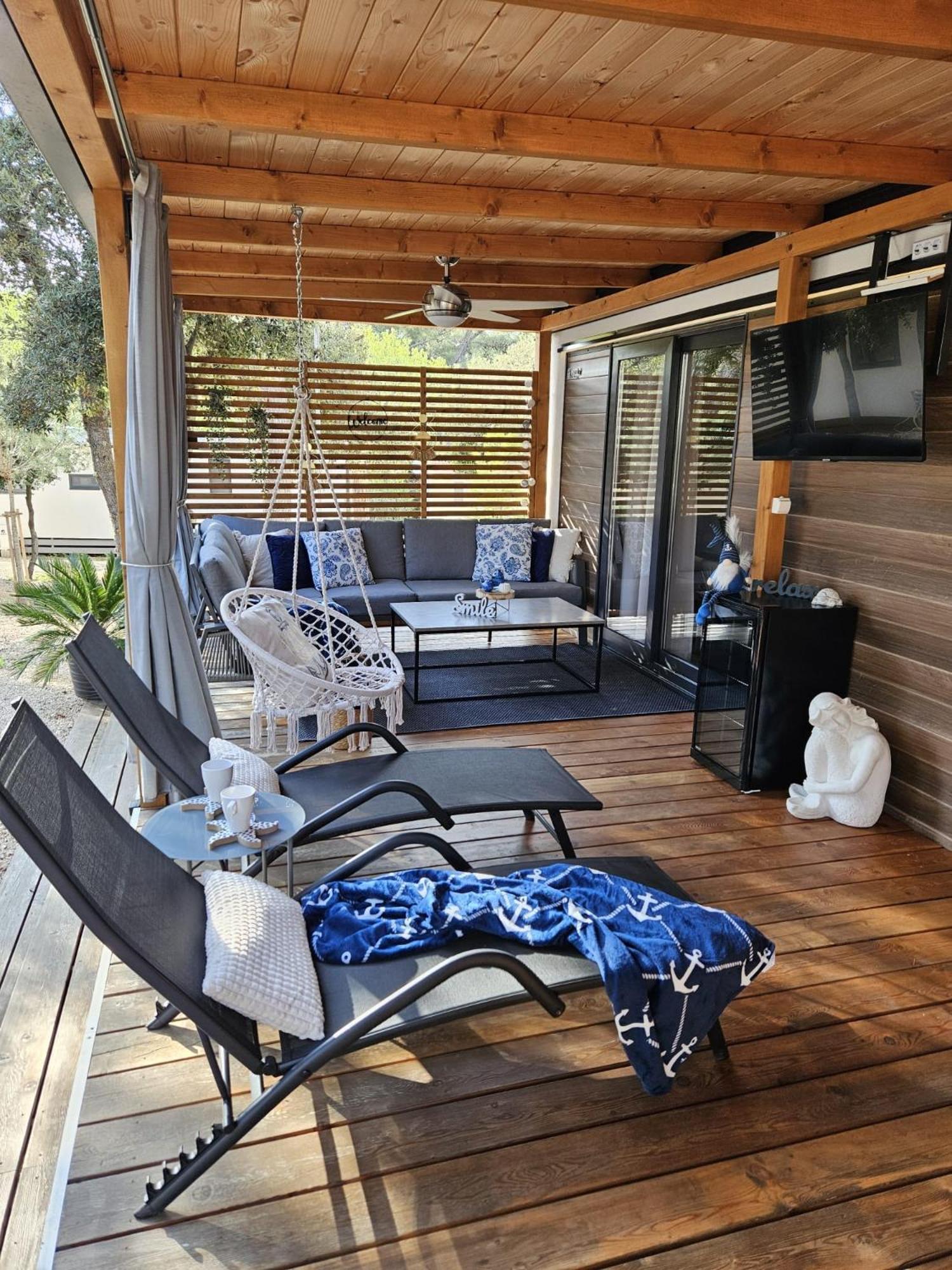 Mobile Home Peponi Del Mar, Brand New Biograd Na Moru Εξωτερικό φωτογραφία